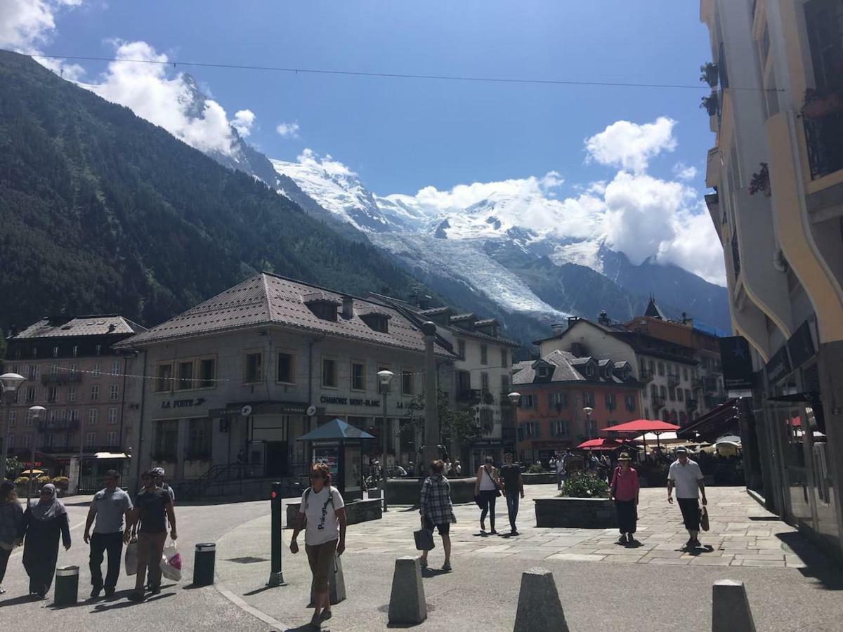 Beautiful Apartment In Chamonix Centre With Superb Mountain Views Buitenkant foto